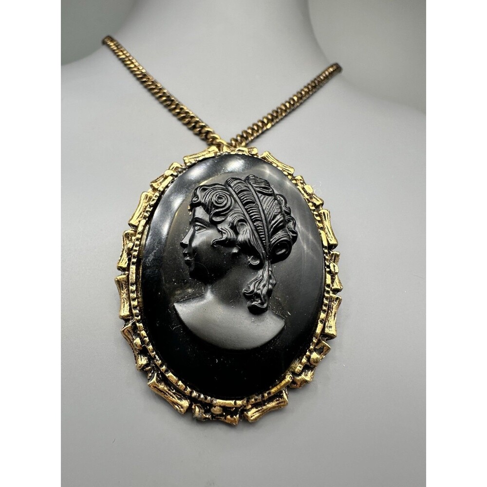 Vintage Black Glass Cameo Brooch Pendant Necklace 24”